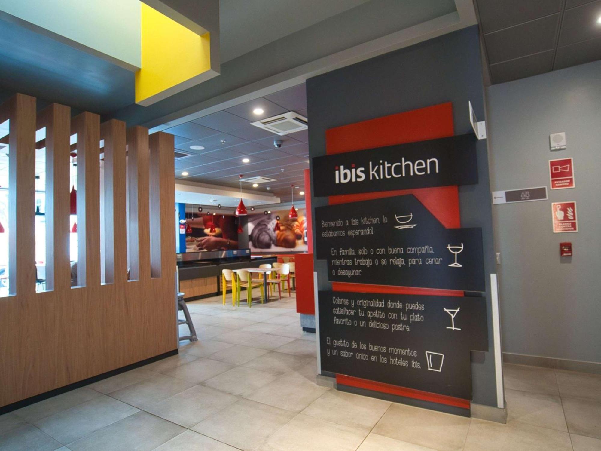 Ibis Trujillo Hotell Eksteriør bilde